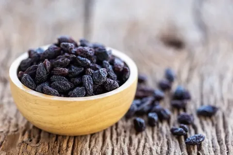 تصویر 1 از فروش کشمش سیاه پلویی + قیمت خرید به صرفه